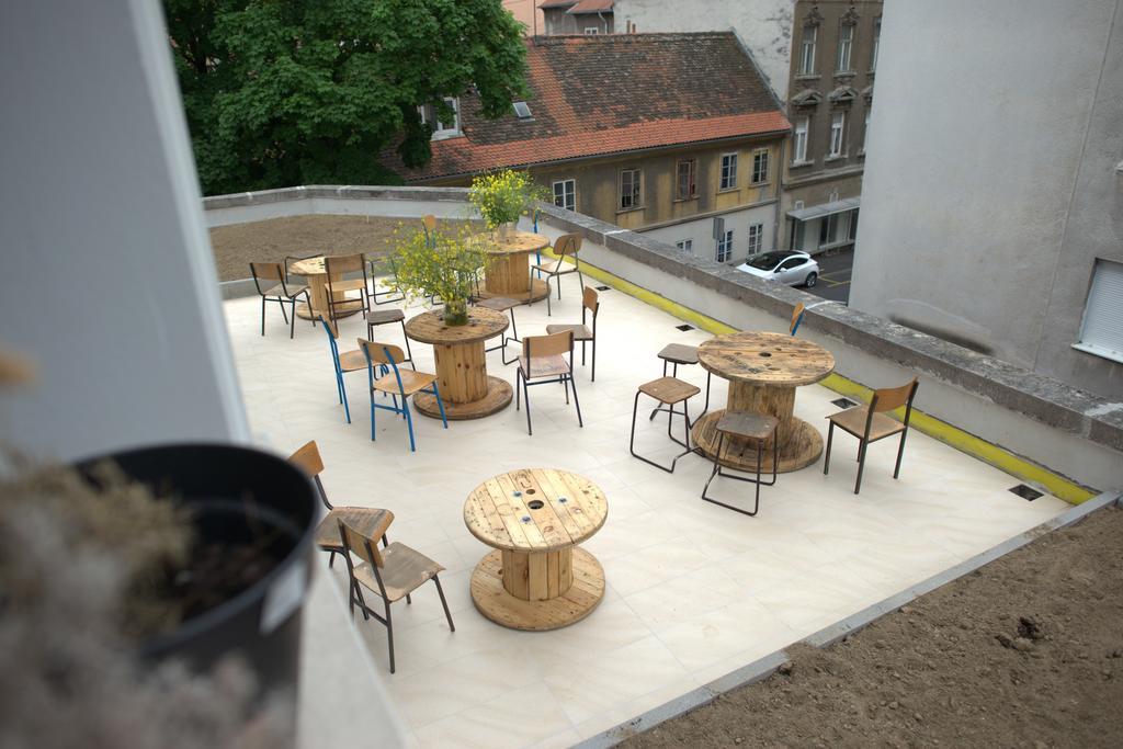 Lobagola B&B Zagreb Buitenkant foto