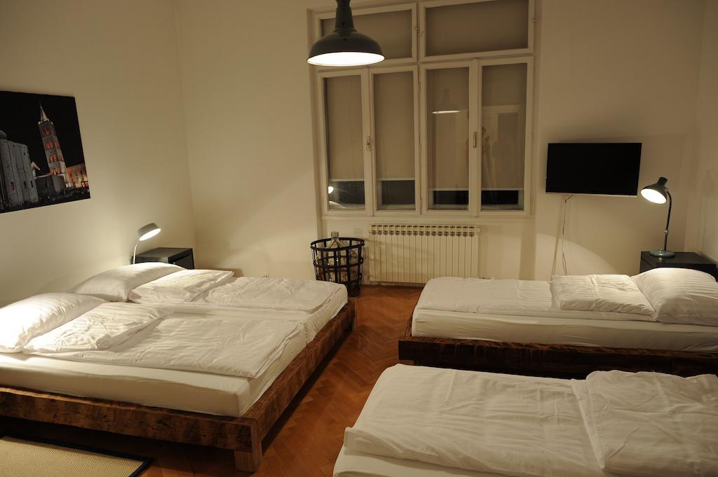Lobagola B&B Zagreb Buitenkant foto